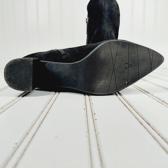 Aquatalia Black Suede Notched Block Heel Side Zip Ankle Boots M492 - Picture 8 of 12